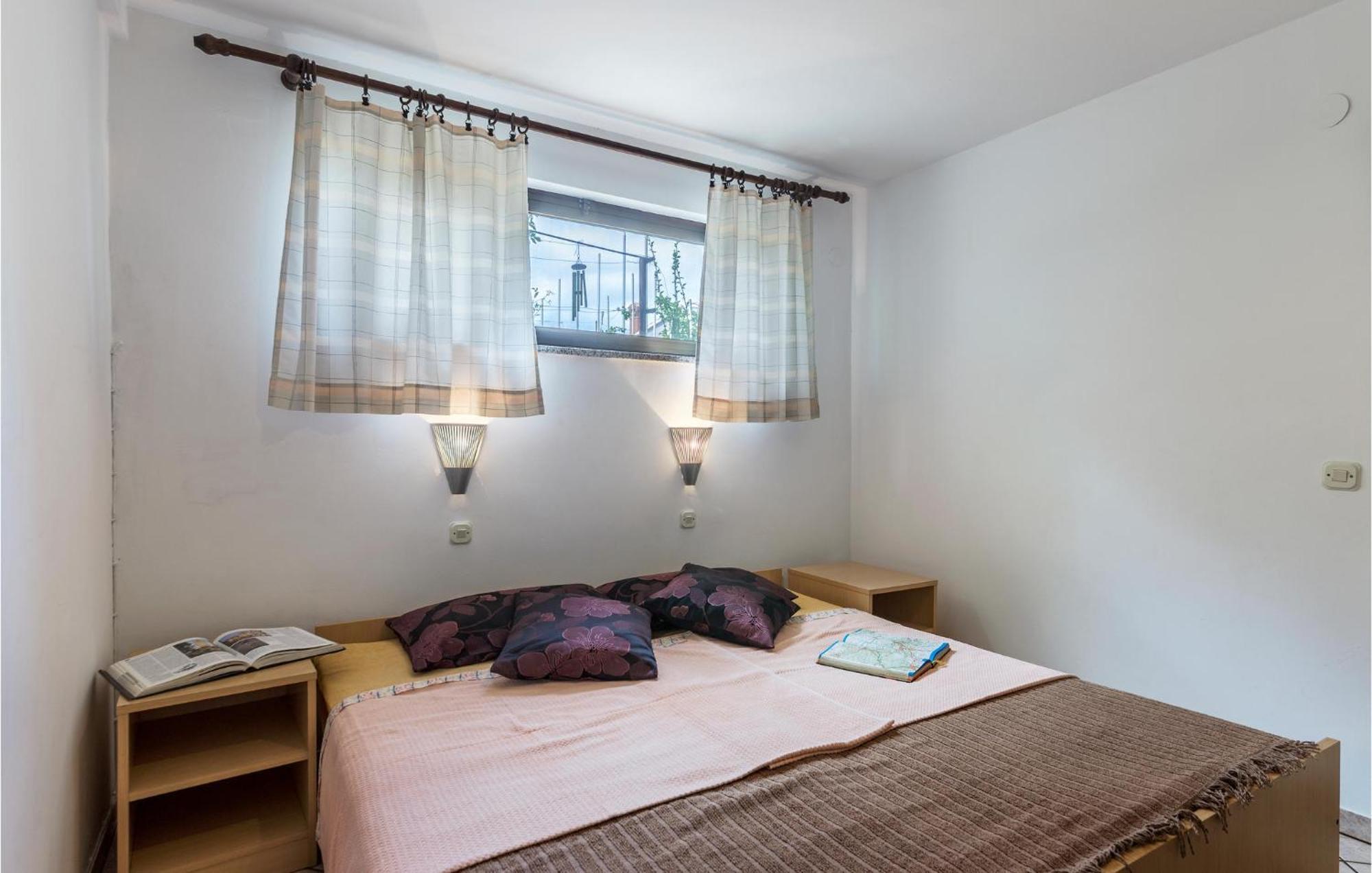 Gorgeous Apartment In Pula With Wifi Eksteriør bilde